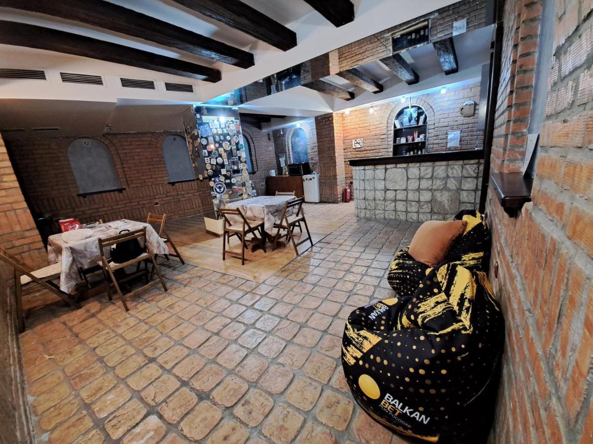 Hostel Iris Beograd Ngoại thất bức ảnh